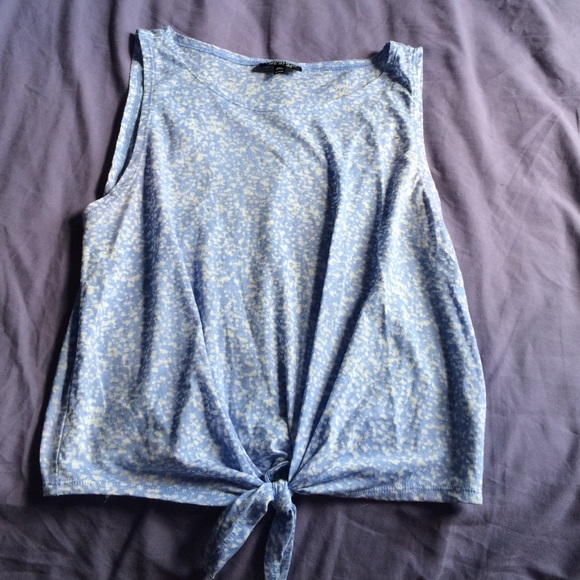 Cute TopShop crop top size 8