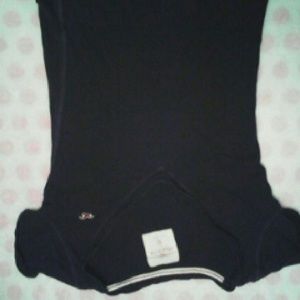 Navy blue Hollister tee