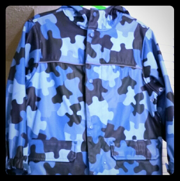 Boys Blue Camouflage Raincoat (size 5 - 6)