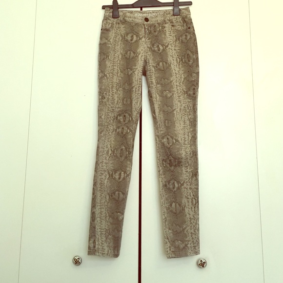 Snake print skinny fit pants