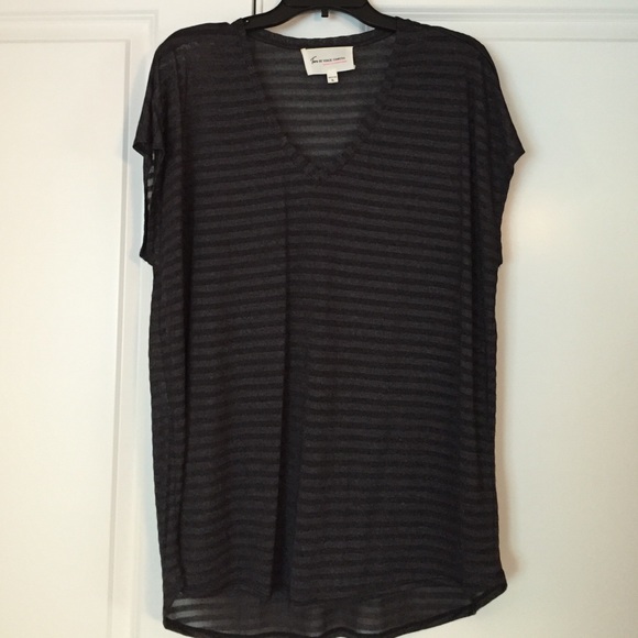 Two by Vince Camuto Top