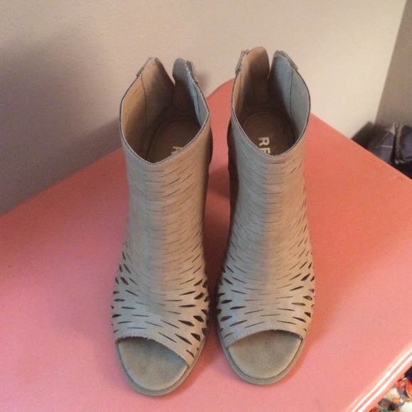 Wedge peep toe bootie