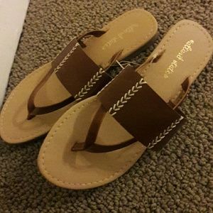 Afraid state sandals