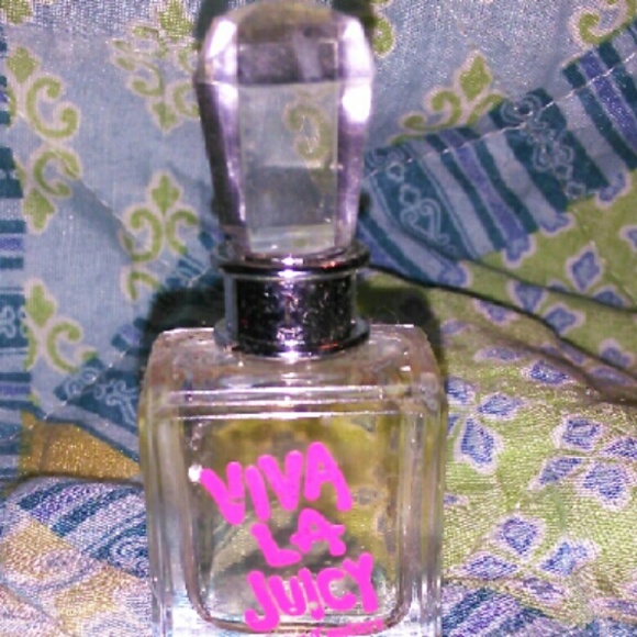 *SOLD* VIVA LA JUICY COUTURE