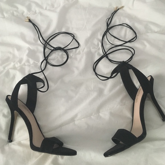 Also lace up black heels