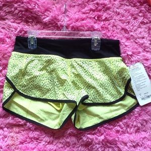 lululemon wild tank size 2