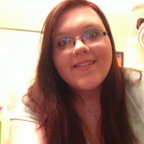Meet your Posher, Abbi