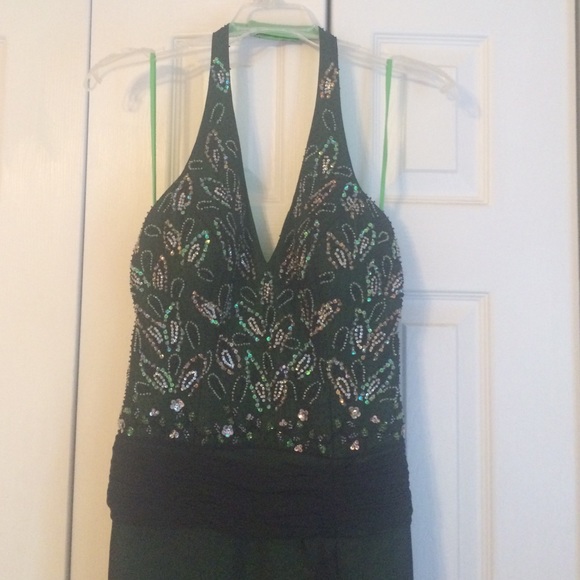 Evening dress - Picture 2 of 3