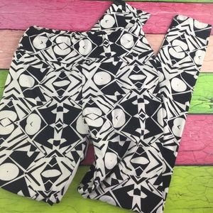 One size Lularoe leggings