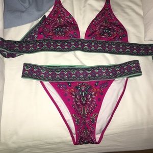 Vs baiting suit. and THE BOTTOMS ARE MEDUIM