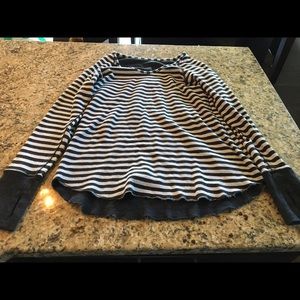 Lululemon stripe long sleeve with thumb holes
