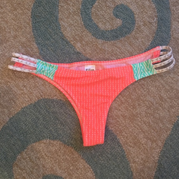 Eidon bikini bottoms never worn