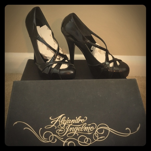 NEW! Patent strappy high heels, black leather