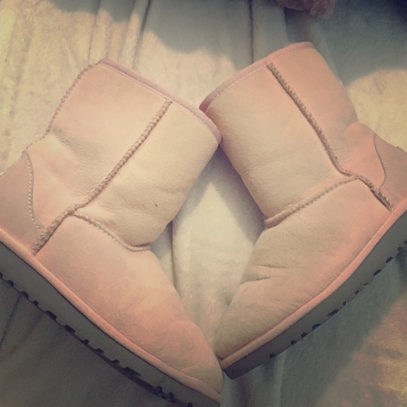 Baby Pink Uggs