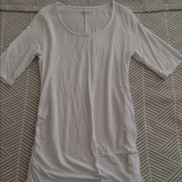 A Pea in the Pod Light Style Tee Size M