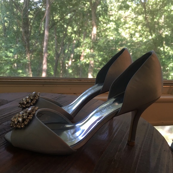 Audrey Brooke wedding or formal shoes - Picture 2 of 3