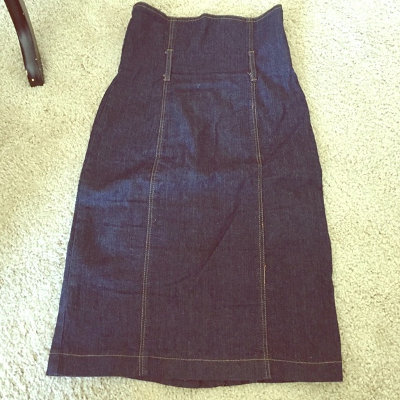 High-waist denim pencil skirt
