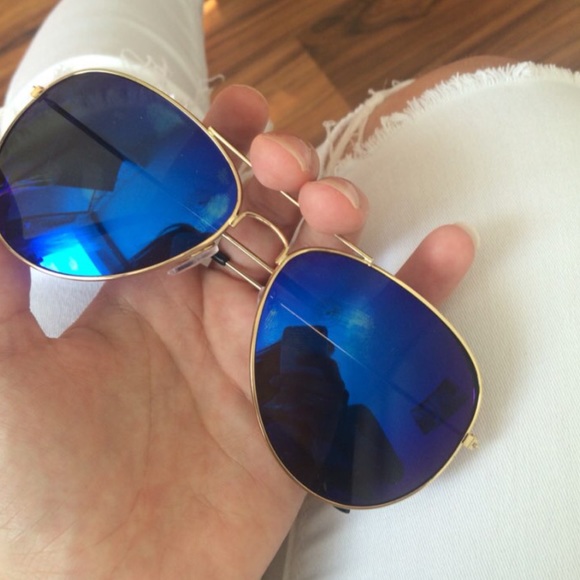 💙Blue Aviator Sunglasses😍🕶💙 - Picture 2 of 4