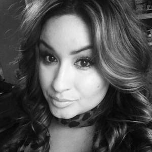 Meet your Posher, Rosanna