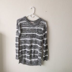 long slee lose knit shirt