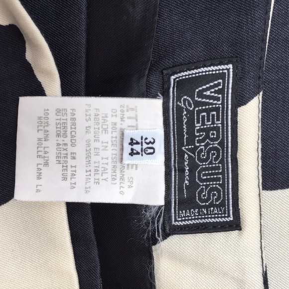 Versace Vintage Cow Print Wrap Mini Skirt sz 26 - Picture 3 of 3