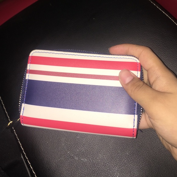Wallet - Picture 3 of 3