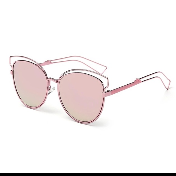 Real metal frame women's sunglasses😎😍 - Picture 1 of 4