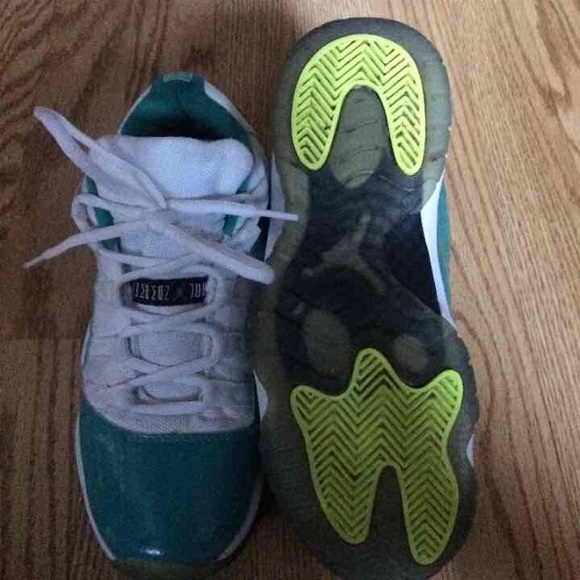 Jordans ‼️SOLD‼️ - Picture 2 of 4