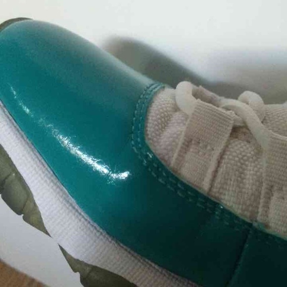 Jordans ‼️SOLD‼️ - Picture 4 of 4