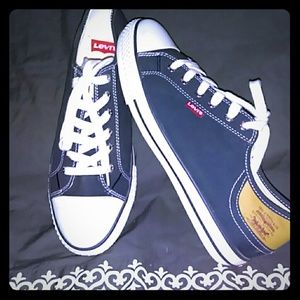 Levi's sneakers