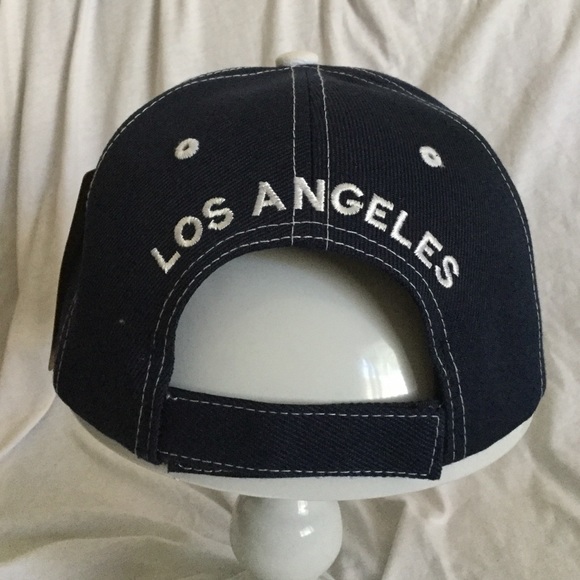 Men's Hat - Picture 2 of 2