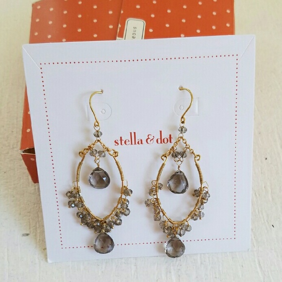 Stella and dot chandelier earrings