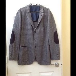 Hugo Boss Sexy Sportcoat -Beckham & Bloom have it.