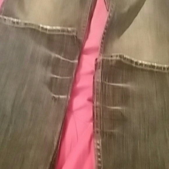 Blue Jeans - Picture 2 of 3