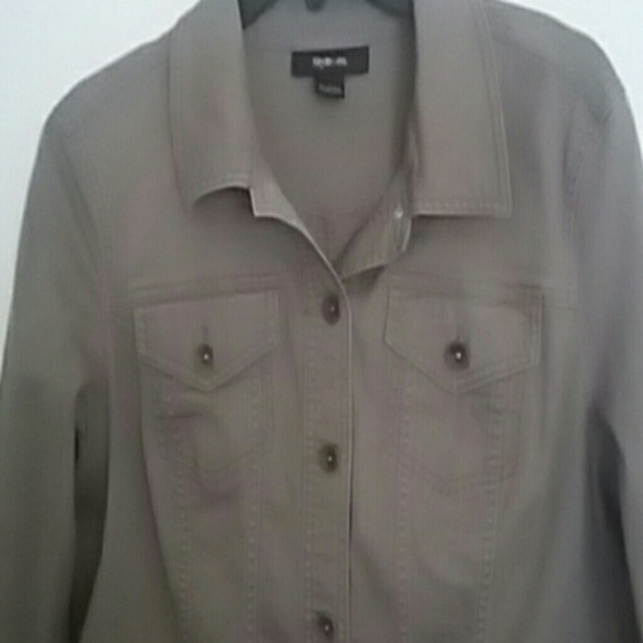 Denim jacket - Picture 3 of 4