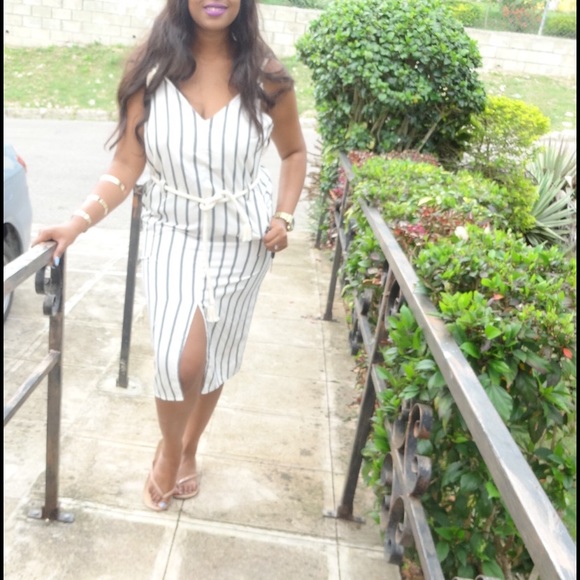 Stripe dress in natural fiber and rope details - Picture 4 of 4