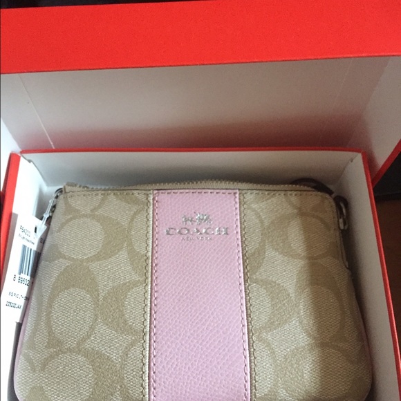 Coach wristlet! Nwt!