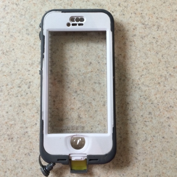 LIFEPROOF iPhone 5/5s case (second one)