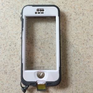 LIFEPROOF iPhone 5/5s case (second one)