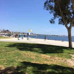 Meet your Posher, Vickie