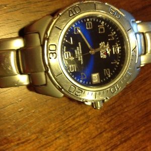 All steel, Sector Watch