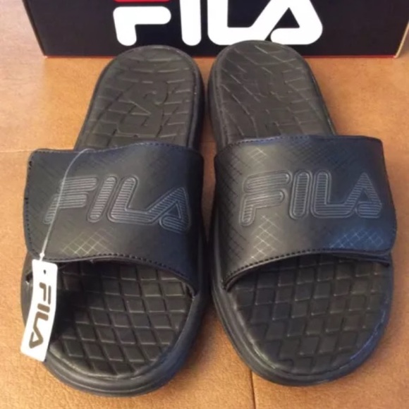 NIB Youth FILA Ziplite HL Sandals, Black, Size 1 - Picture 1 of 4