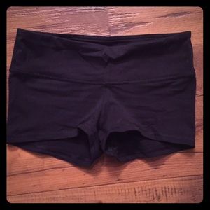 Lululemon boogie shorts