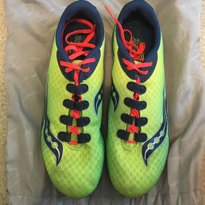 Amazing Saucony Vendetta track distance spikes