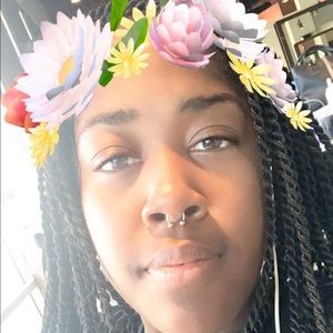 Meet your Posher, Deysia