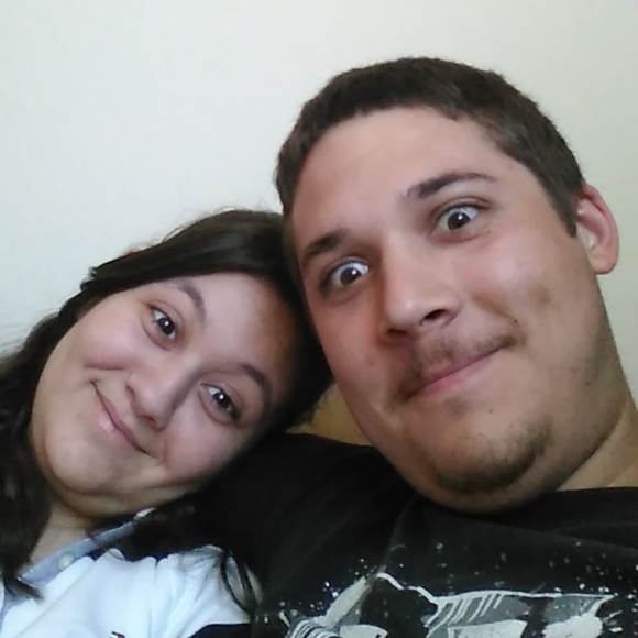 Meet your Posher, Megan - Picture 1 of 2