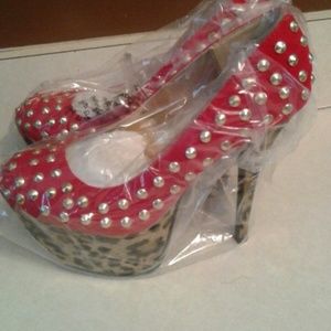 Leopard print studded heels