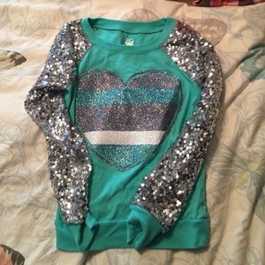 Justice girls top. Size 7.