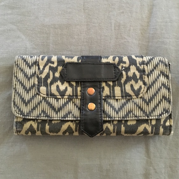 Tribal style wallet