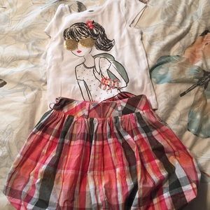 Gymboree shirt and skirt set. Girls size 6.